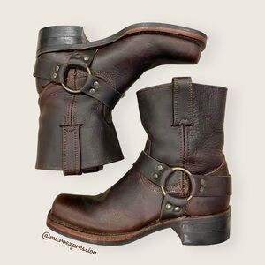 $399 Frye Harness 8R Lug Harness Brown Leather Vintage Cowboy Calf Ankle Boot
